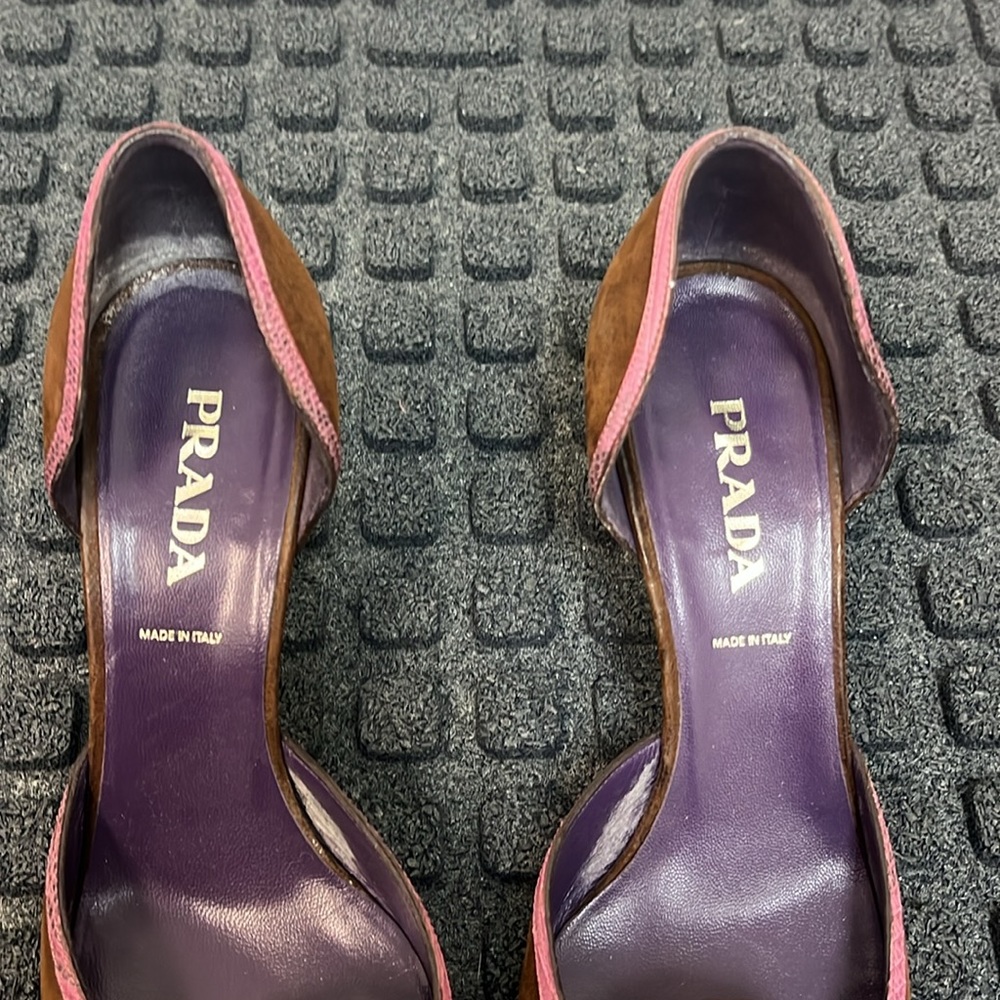 PRADA HEELS - Picture 4 of 8